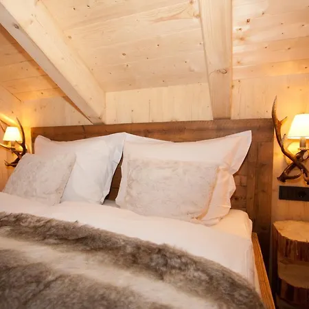 Mountain Hideaway *